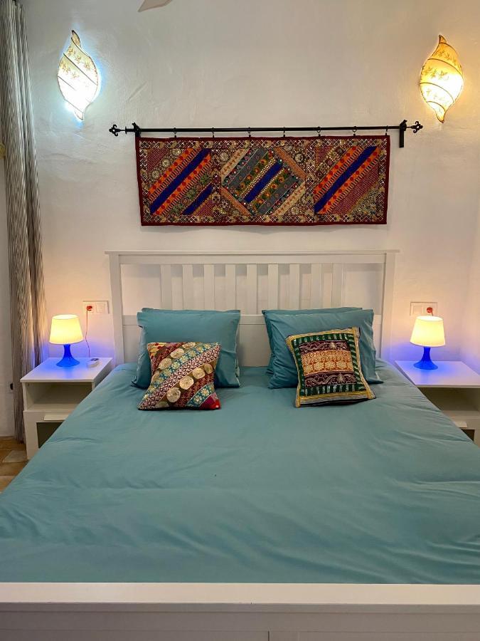 Cheerful One Bedroom Townhouse With Patio Árchez Exterior foto